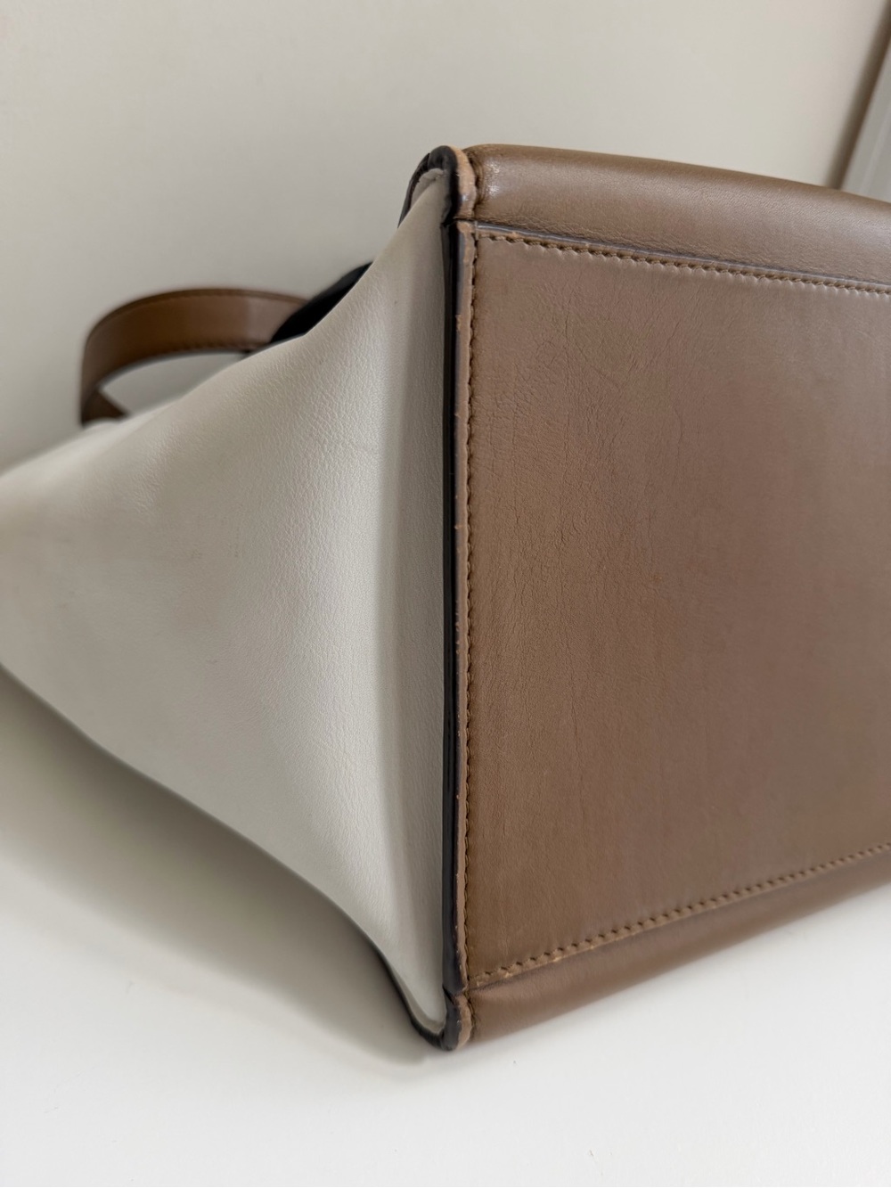 Authentic CELINE Medium Trapeze Tricolor Leather Suede Handbag - Picture 7 of 16